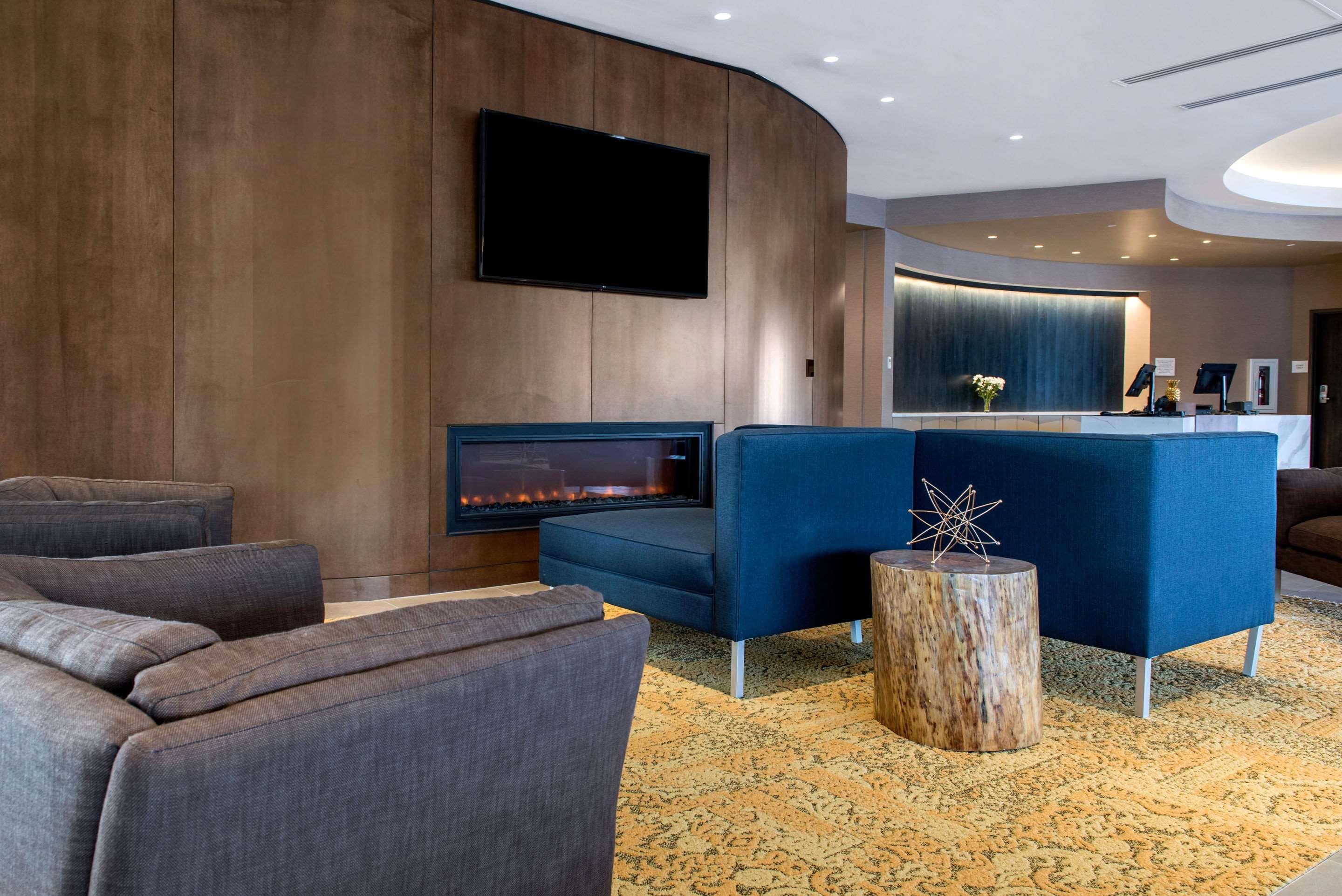 Wyndham Westfield Hotel Ngoại thất bức ảnh