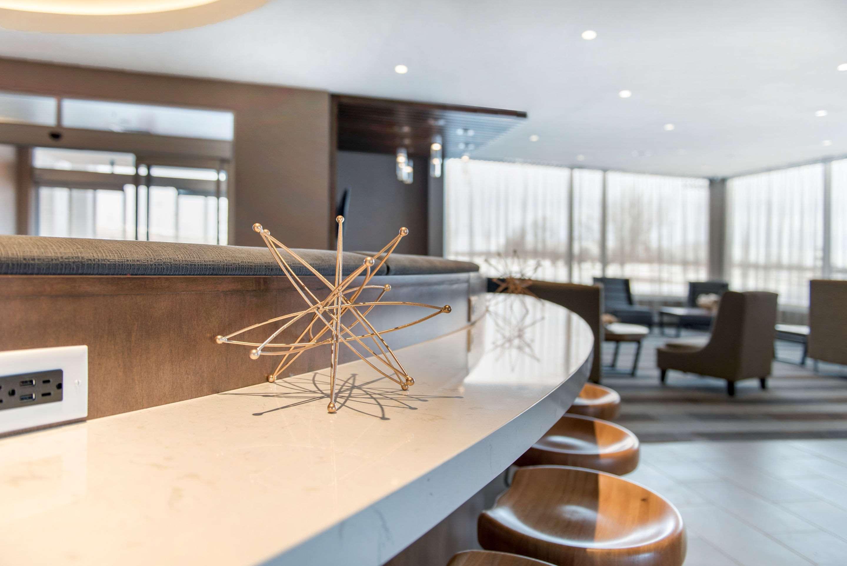 Wyndham Westfield Hotel Ngoại thất bức ảnh
