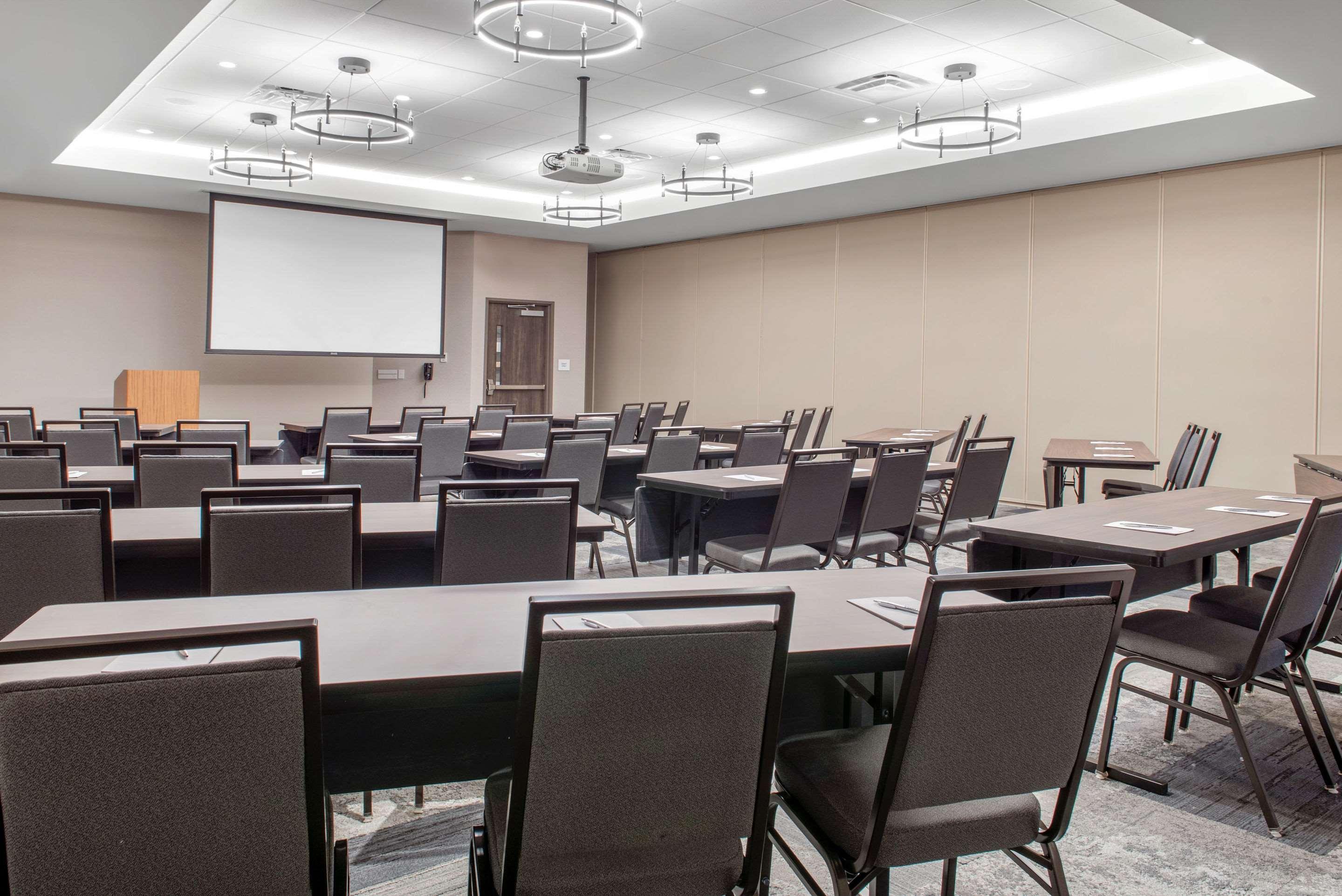 Wyndham Westfield Hotel Ngoại thất bức ảnh