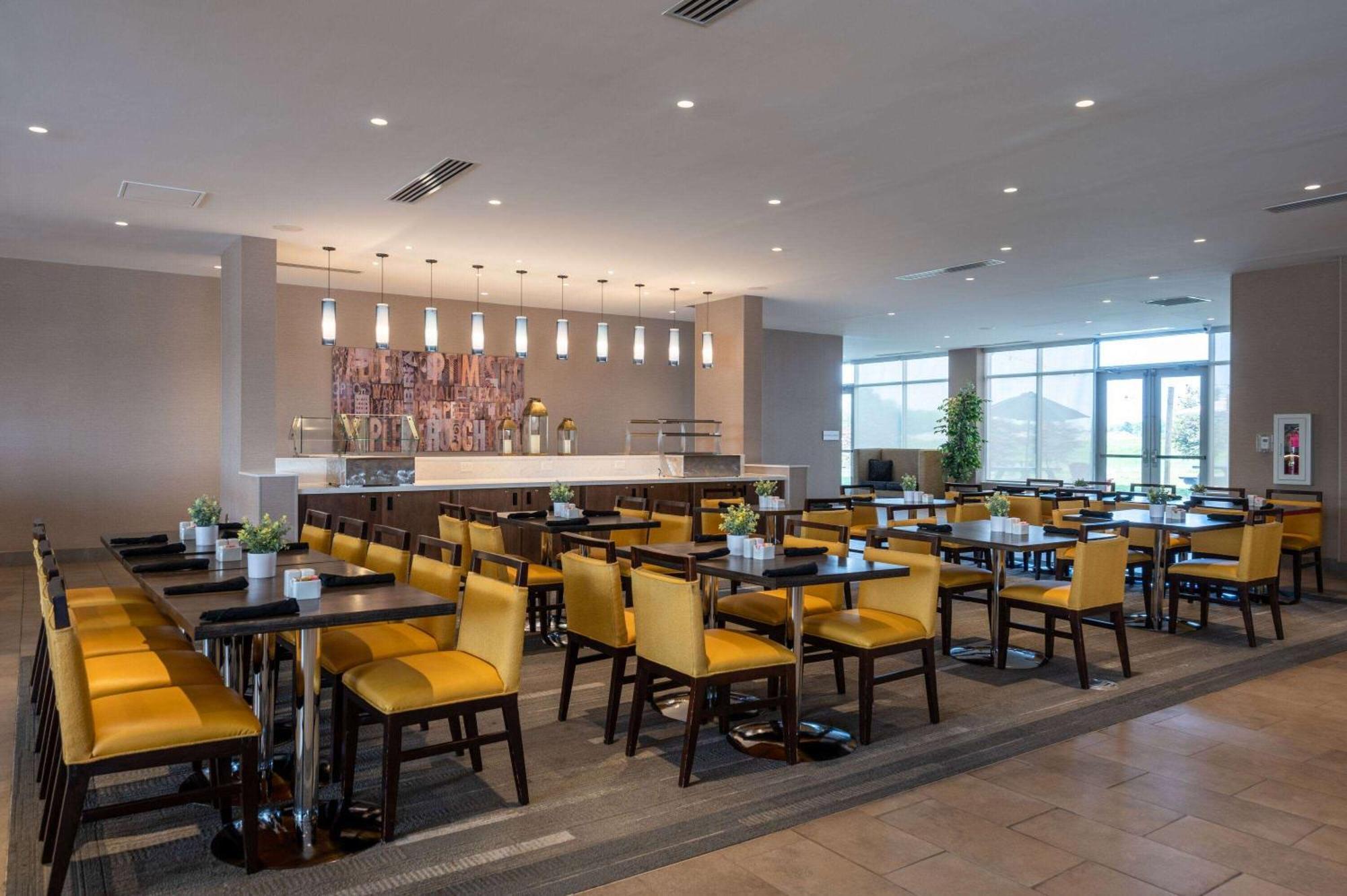 Wyndham Westfield Hotel Ngoại thất bức ảnh