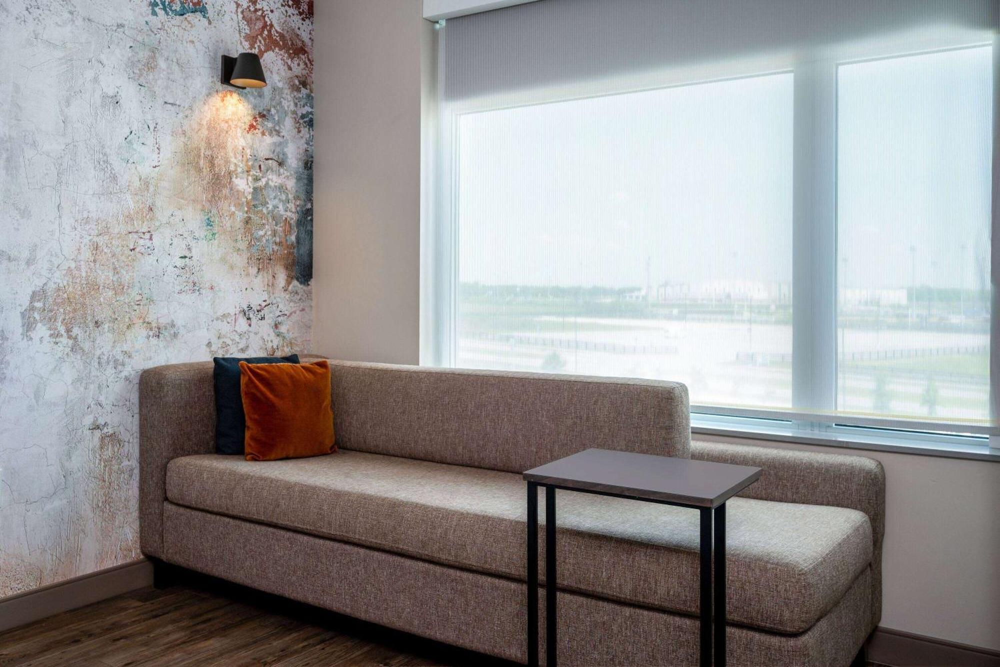 Wyndham Westfield Hotel Ngoại thất bức ảnh